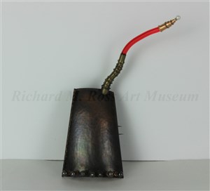 Image description is not available for 2005.003